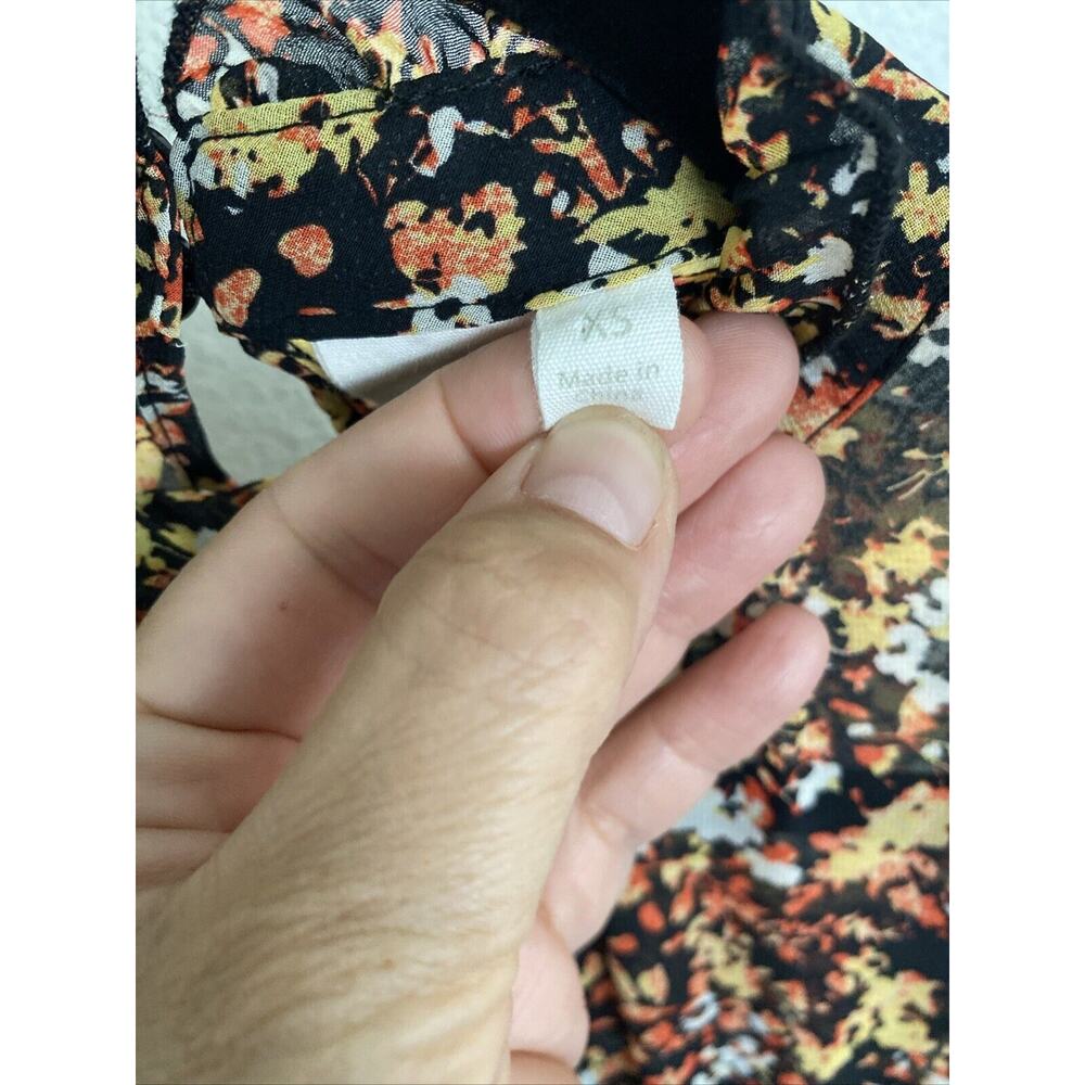 Adyson Parker ADY P Black & Yellow Orange Floral Top w/ Ruffles, Size XSmall - Picture 4 of 6